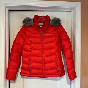 Columbia Vibrant Red Puffer Jacket